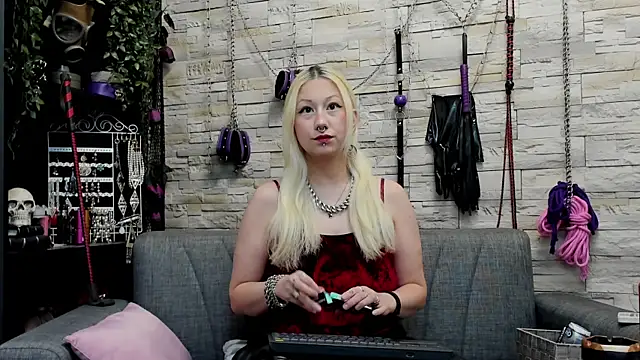 CruelMistress online show from October 2025 11:28:02 PM