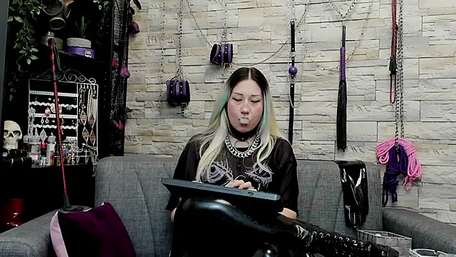 CruelMistress online show from March 2026 01:48:01 AM