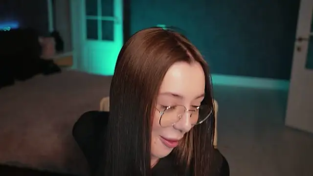 DinaCandy online show from March 2026 08:22:01 AM