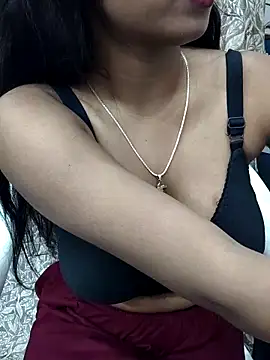 Snapshot of Ishaani_0 chatting on March 2025 12:04:02 PM Ishaani 0 online show from March 2025 12:04:02 PM