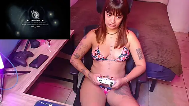 Snapshot of pepsicolacouple chatting on November 2025 11:31:02 AM pepsicolacouple online show from November 2025 11:31:02 AM