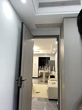 xyebobs online show from November 2025 01:26:02 PM