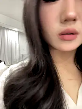 xyebobs online show from December 2025 02:33:01 PM