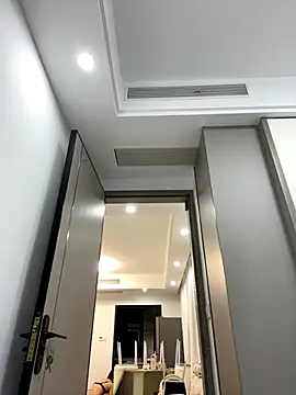 xyebobs online show from November 2025 03:59:02 PM