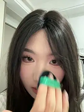 xyebobs online show from November 2025 04:28:01 PM