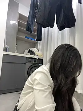 xyebobs online show from December 2025 04:28:02 PM