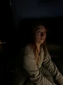 Snapshot of Stoner_BarbieXX chatting on October 2025 10:00:01 PM Stoner BarbieXX online show from October 2025 10:00:01 PM