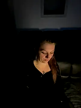 Snapshot of Stoner_BarbieXX chatting on October 2025 09:56:01 PM Stoner BarbieXX online show from October 2025 09:56:01 PM