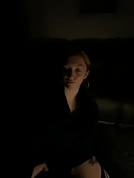 Snapshot of Stoner_BarbieXX chatting on November 2025 11:20:01 PM Stoner BarbieXX online show from November 2025 11:20:01 PM