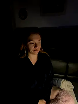 Snapshot of Stoner_BarbieXX chatting on December 2025 10:53:01 PM Stoner BarbieXX online show from December 2025 10:53:01 PM