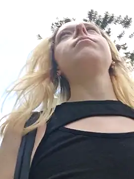 Public Katrisha online show from December 2025 03:55:01 PM