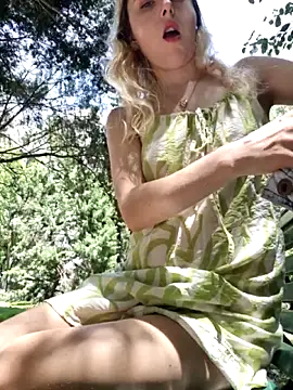 Public Katrisha online show from October 2025 03:21:02 PM