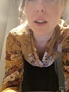 Public Katrisha online show from April 2026 02:32:02 PM