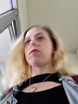 Public Katrisha online show from October 2025 01:08:02 PM