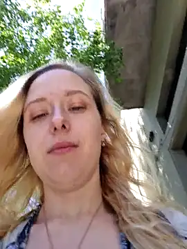 Public Katrisha online show from October 2025 01:23:02 PM