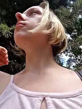 Snapshot of Public_Katrisha chatting on January 2026 02:20:01 PM Public Katrisha online show from January 2026 02:20:01 PM