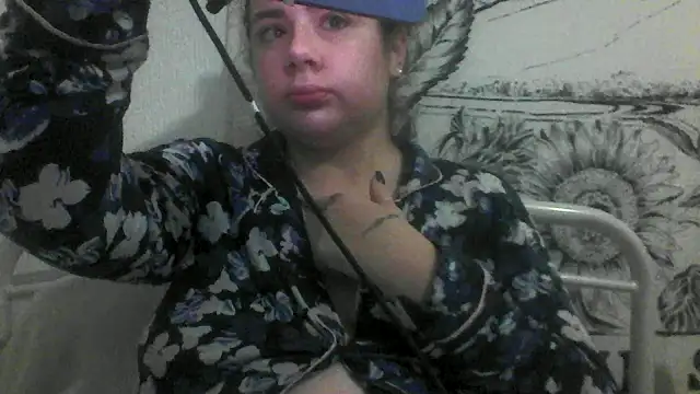 Snapshot of CamilaCherryX chatting on October 2025 06:53:01 PM CamilaCherryX online show from October 2025 06:53:01 PM