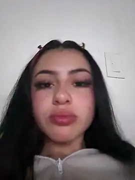 myeimmy 33 online show from March 2026 01:00:02 AM