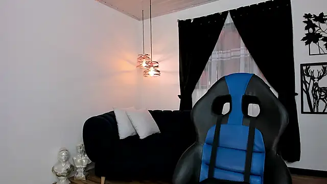 Snapshot of myeimmy_33 chatting on November 2025 10:14:02 PM myeimmy 33 online show from November 2025 10:14:02 PM