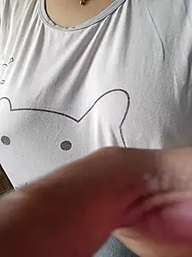 Snapshot of milf-kaira chatting on March 2025 03:05:02 AM milf-kaira online show from March 2025 03:05:02 AM