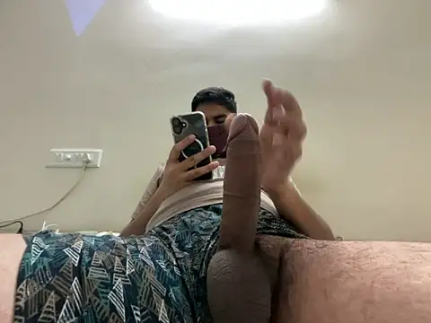 hunghunk691 online show from February 2026 07:57:01 PM