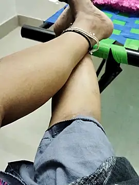 Snapshot of Tamilrojanew chatting on October 2025 05:18:02 AM Tamilrojanew online show from October 2025 05:18:02 AM