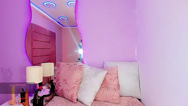 Shanelengel online show from March 2026 08:43:02 PM