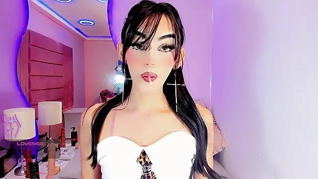 Shanelengel online show from March 2026 09:04:02 PM