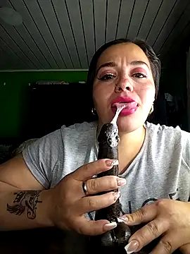 emily sweet13 online show from April 2026 12:21:02 PM