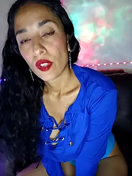Snapshot of chloewildd_ chatting on May 2026 03:45:02 AM chloewildd online show from May 2026 03:45:02 AM