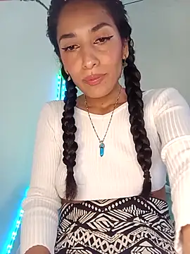 chloewildd  online show from November 2025 03:06:02 PM