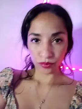 chloewildd  online show from April 2026 10:33:02 PM