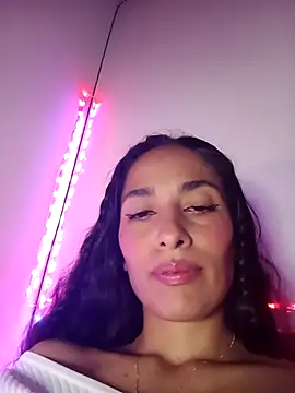 chloewildd  online show from November 2025 10:10:01 PM