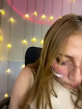 Snapshot of julieta_baron chatting on March 2025 10:42:01 PM julieta baron online show from March 2025 10:42:01 PM