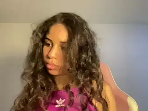 Snapshot of brithneysquirt chatting on February 2025 07:34:01 PM brithneysquirt online show from February 2025 07:34:01 PM