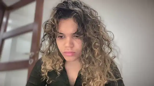 Snapshot of brithneysquirt chatting on September 2025 09:43:02 PM brithneysquirt online show from September 2025 09:43:02 PM