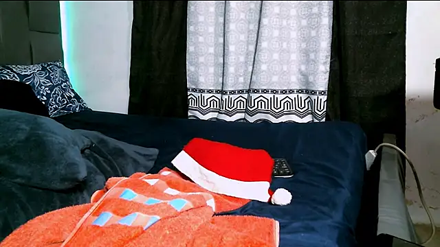 Snapshot of beautiful_james chatting on January 2025 02:11:01 AM beautiful james online show from January 2025 02:11:01 AM