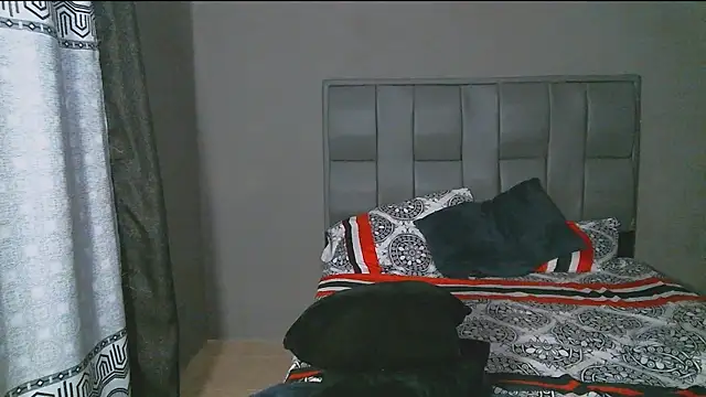 Snapshot of beautiful_james chatting on January 2025 02:03:02 AM beautiful james online show from January 2025 02:03:02 AM