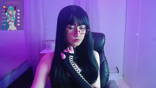 lewd pillows online show from February 2025 06:17:02 PM