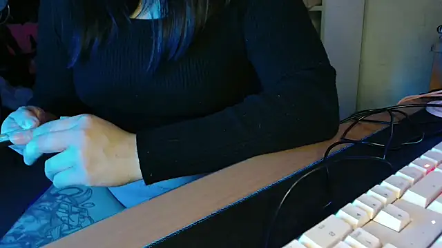 DirtyDi97 online show from November 2025 03:18:02 AM