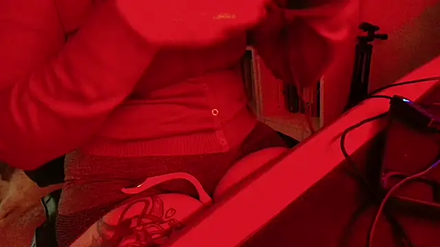 DirtyDi97 online show from November 2025 02:07:02 PM