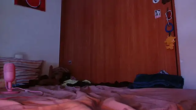 DirtyDi97 online show from February 2026 02:40:02 AM