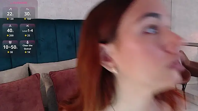 AdeleAndersonn online show from November 2025 08:02:01 PM