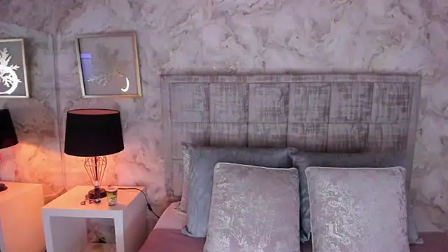 AdeleAndersonn online show from March 2026 12:56:01 PM