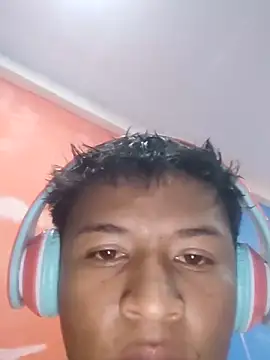 Tu papi 69  online show from November 2025 05:44:01 AM