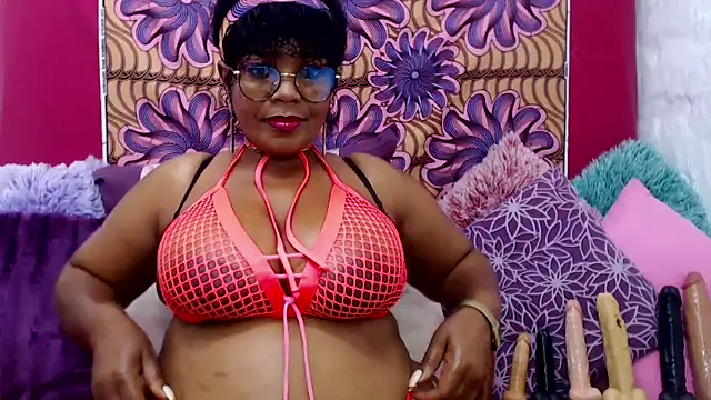 MATURExxxASS online show from September 2025 07:40:02 AM