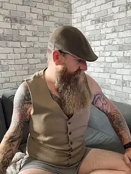 Snapshot of Ice_mannHH chatting on December 2024 10:23:02 PM Ice mannHH online show from December 2024 10:23:02 PM