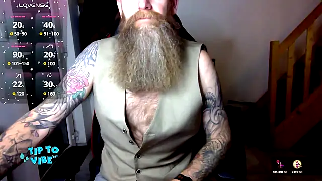 Snapshot of Ice_mannHH chatting on December 2024 09:44:02 PM Ice mannHH online show from December 2024 09:44:02 PM