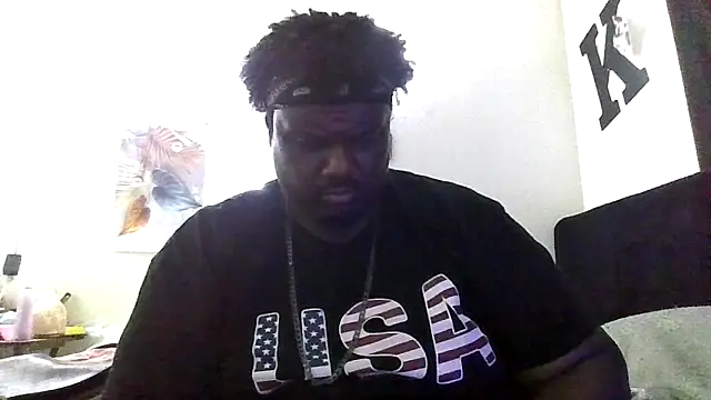 Snapshot of BigBossaNova69 chatting on December 2025 09:09:02 PM BigBossaNova69 online show from December 2025 09:09:02 PM