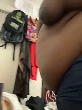 Snapshot of BigBossaNova69 chatting on October 2025 05:42:01 AM BigBossaNova69 online show from October 2025 05:42:01 AM